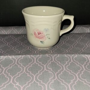 Pfaltzgraff Floral Cream Ceramic Mug